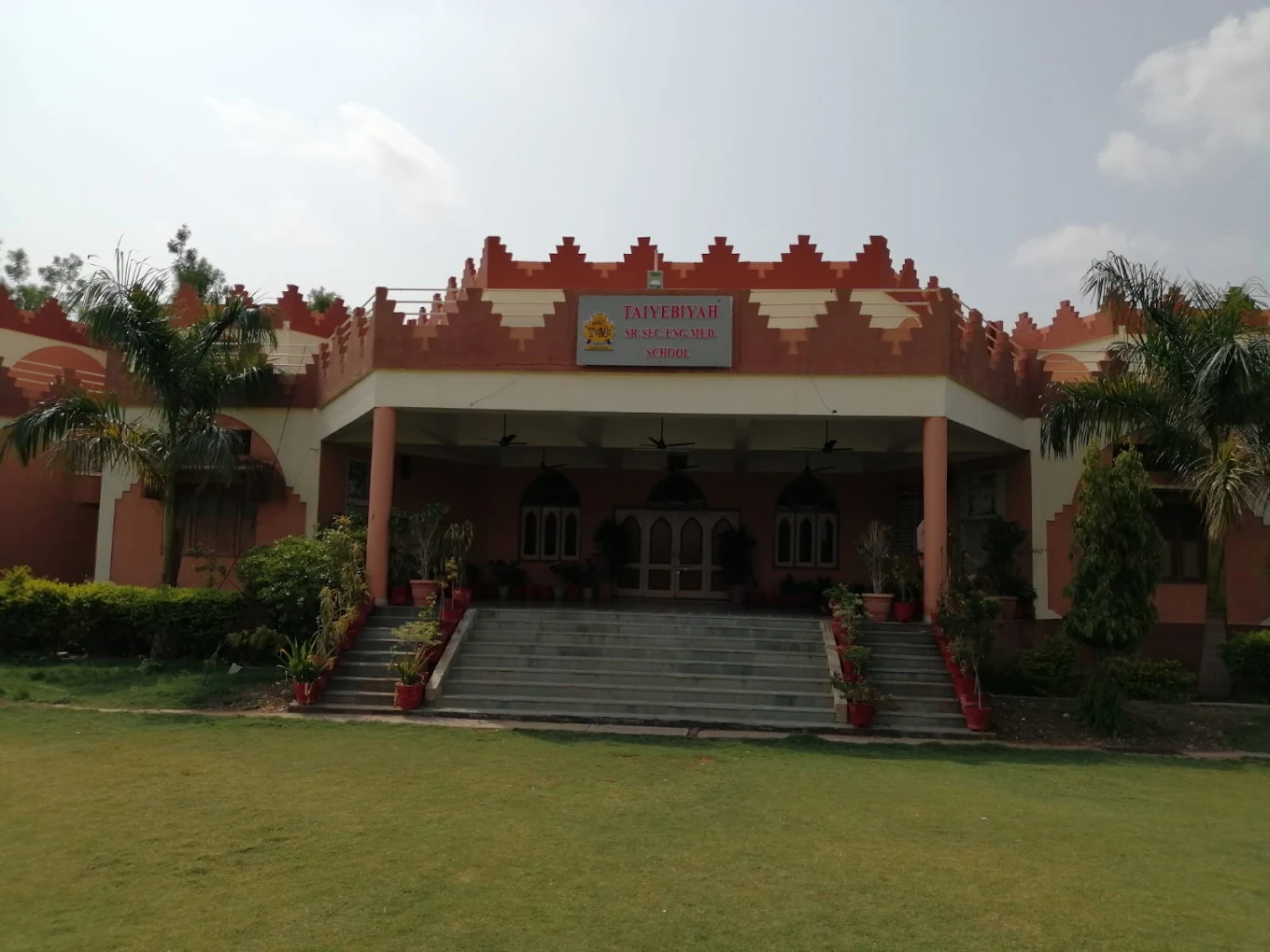 Taiyebiyah English Medium School, Partapur