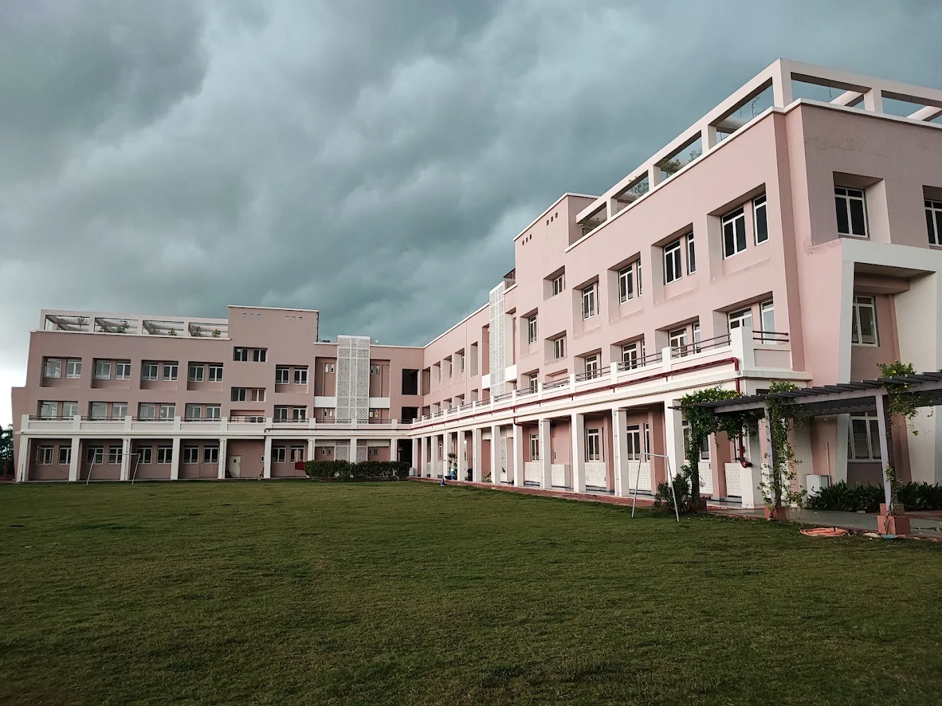 
Taiyebi English Higher Secondary School, Ujjain